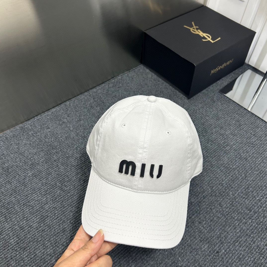 Miu Miu Caps